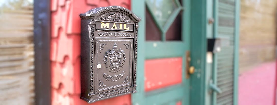 Boîtes aux lettres et fentes à lettres chez Houseandgarden.shop