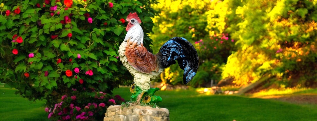 Gartenfiguren von Hähnen und Hühnern | aus Kunststoff