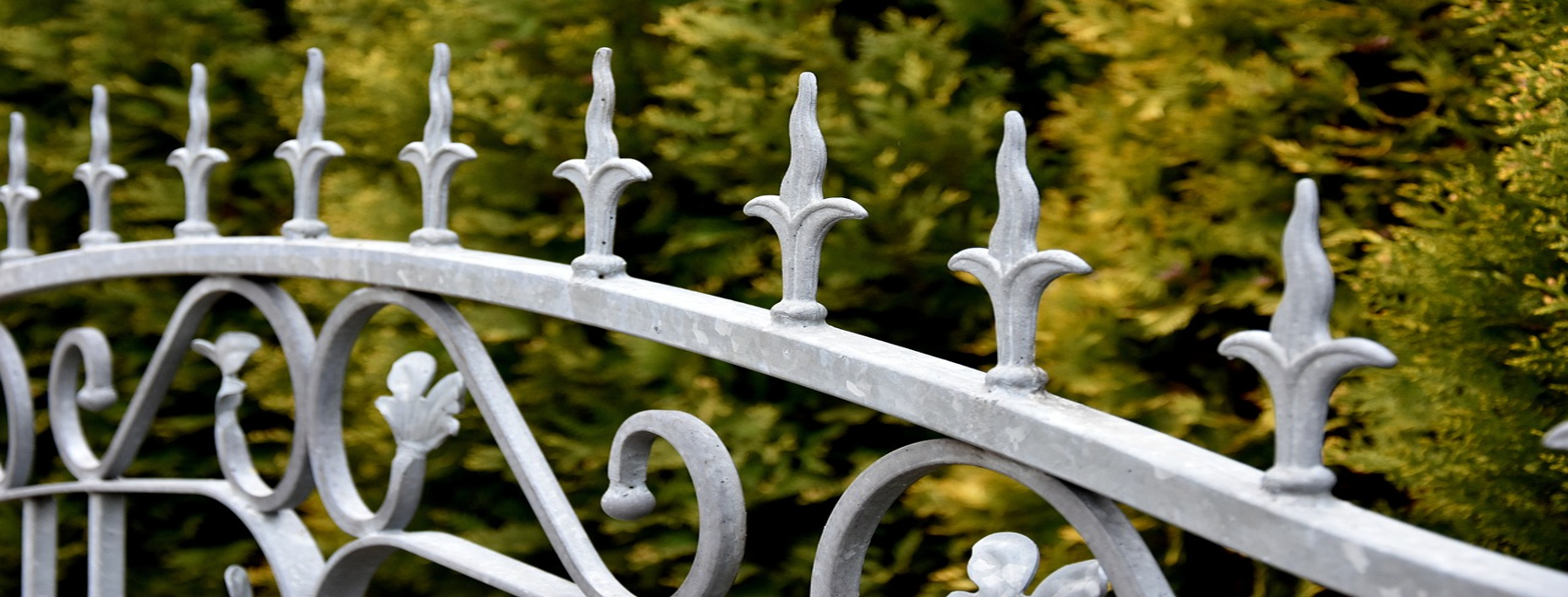 Klassische Gartenzäune und tore kaufen? Finden Sie hier Eleganz und