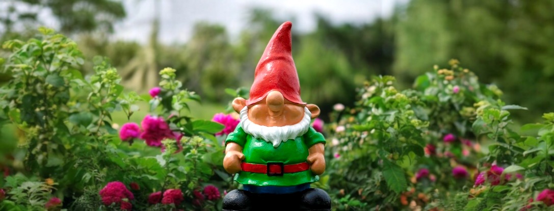 Tuinkabouters van kunststof | groot en klein | leuke buiten decoratie