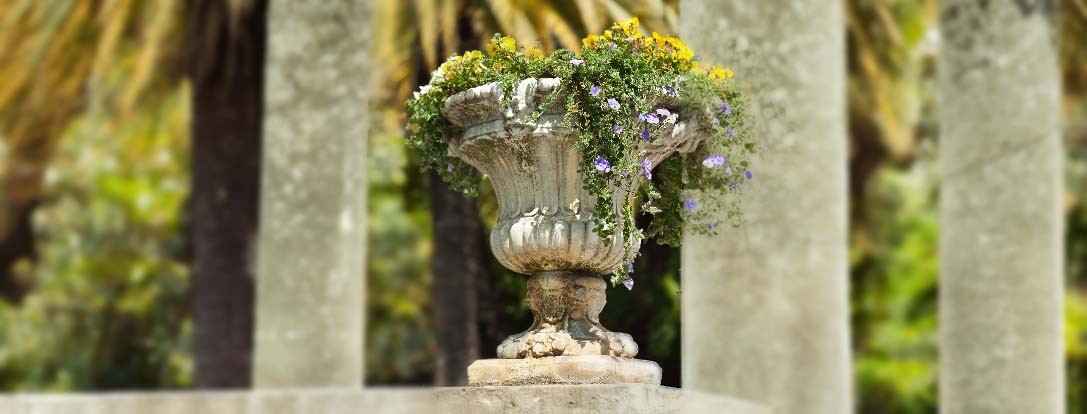 Klassieke tuinvazen bij Houseandgarden.shop