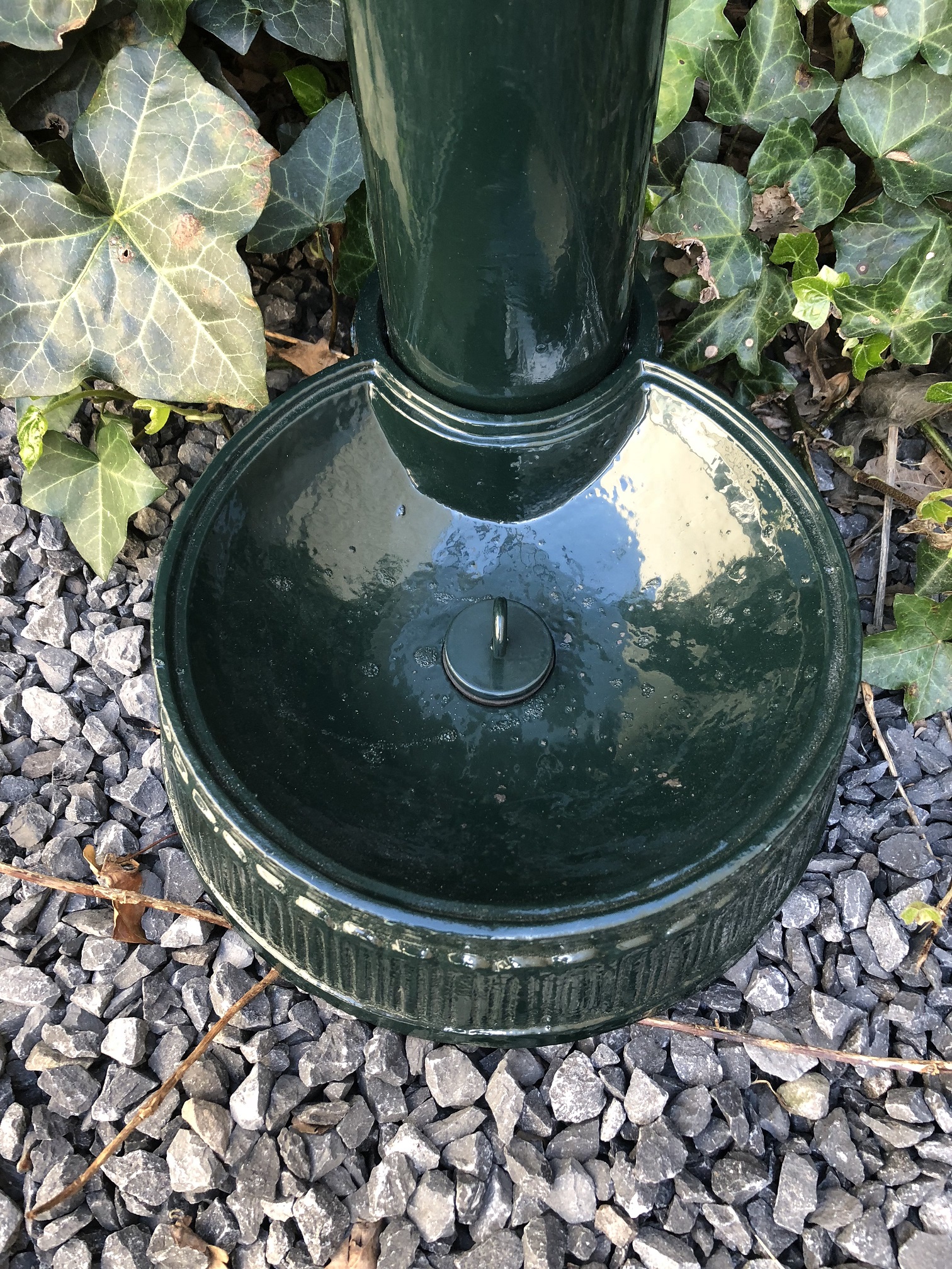 Staande fontein tuin met afvoerbak en messing kraan, aluminium, groen