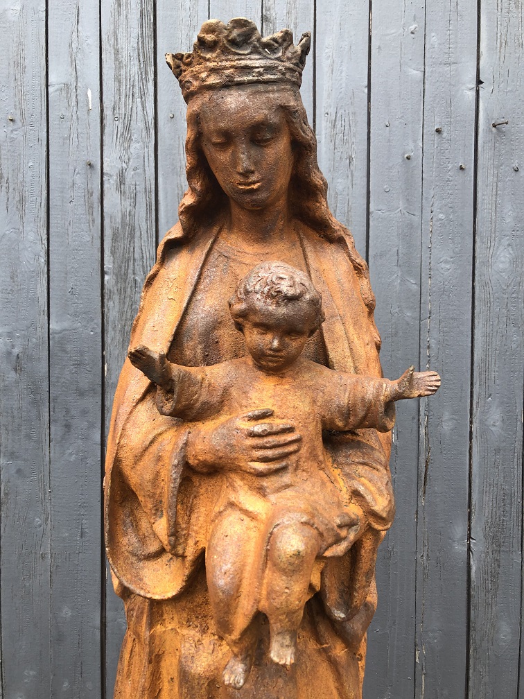 Moeder Maria / Mother Mary met jezus, groot gietijzeren beeld, PRACHTIG.