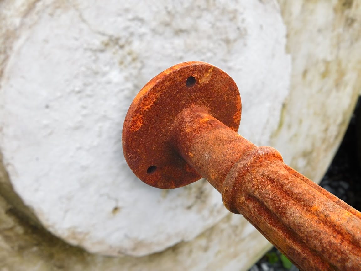 Gargouille de gouttière en zinc Noctua - Zinc pour Toit