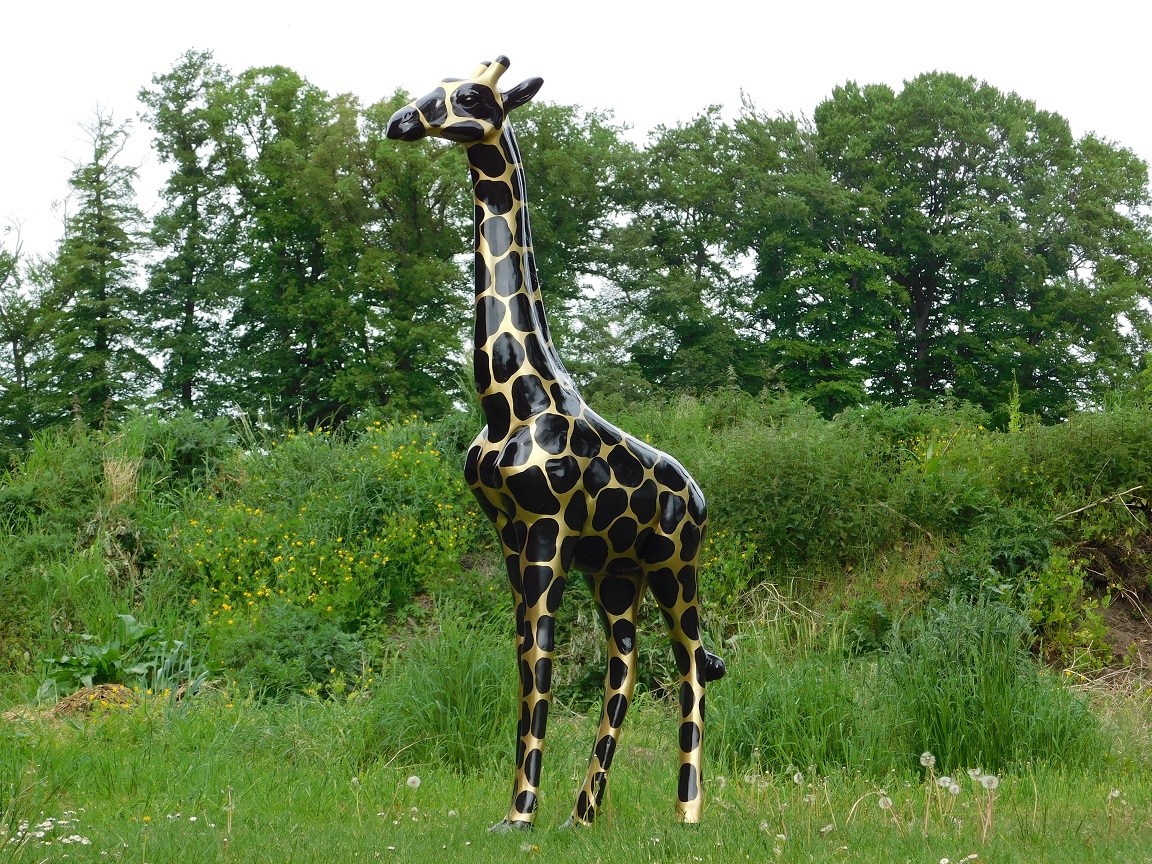 Bijzonder groot beeld 'Giraffe' - zwart/goud van Polystone