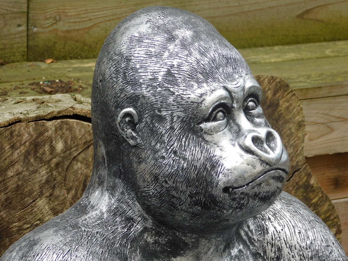 Gorilla XL - zilvergrijs - volledig uit polystone
