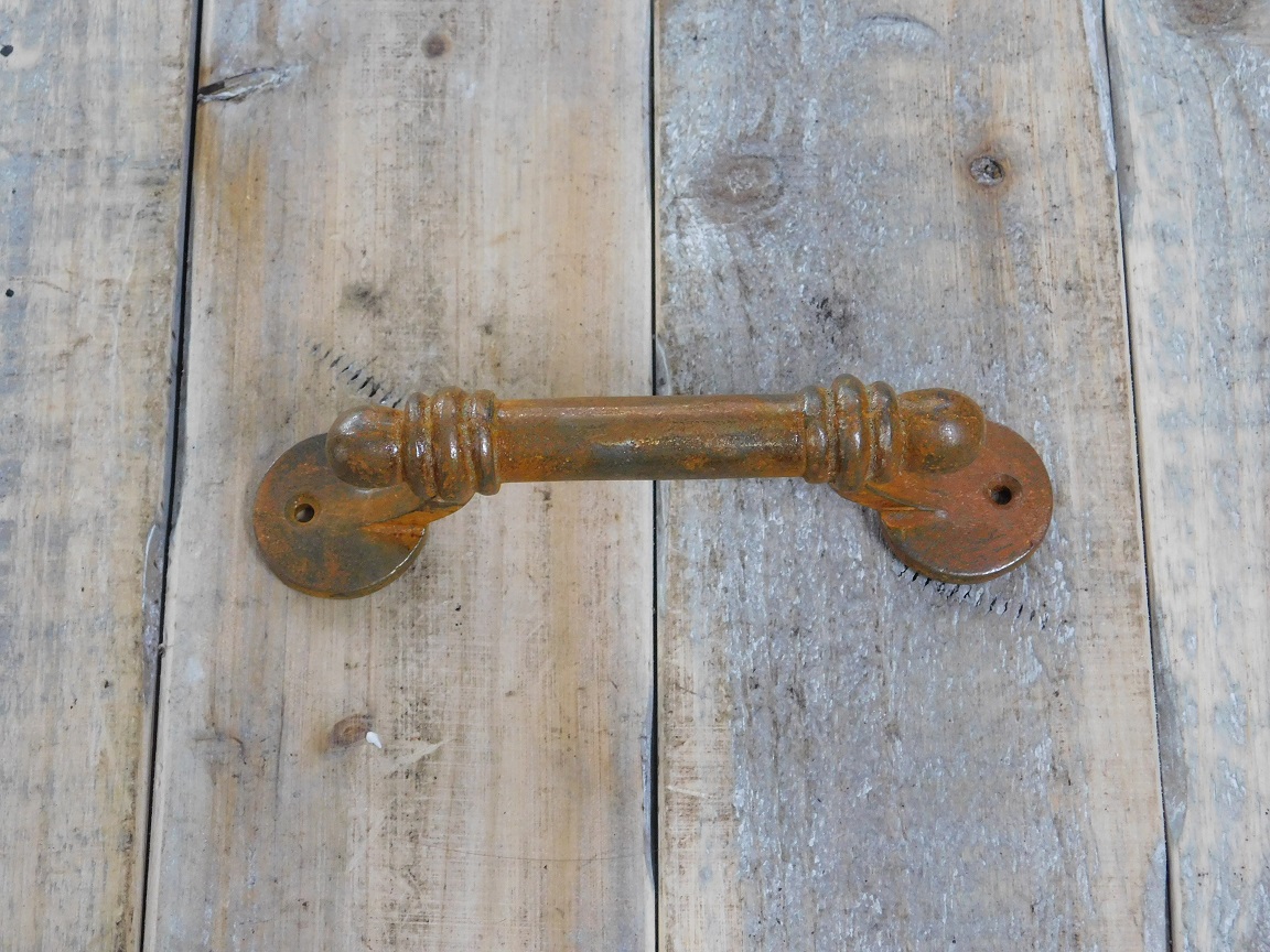 Rustieke deurgreep / hendel, antiek ijzeren greep voor deuren, kastdeuren en lades