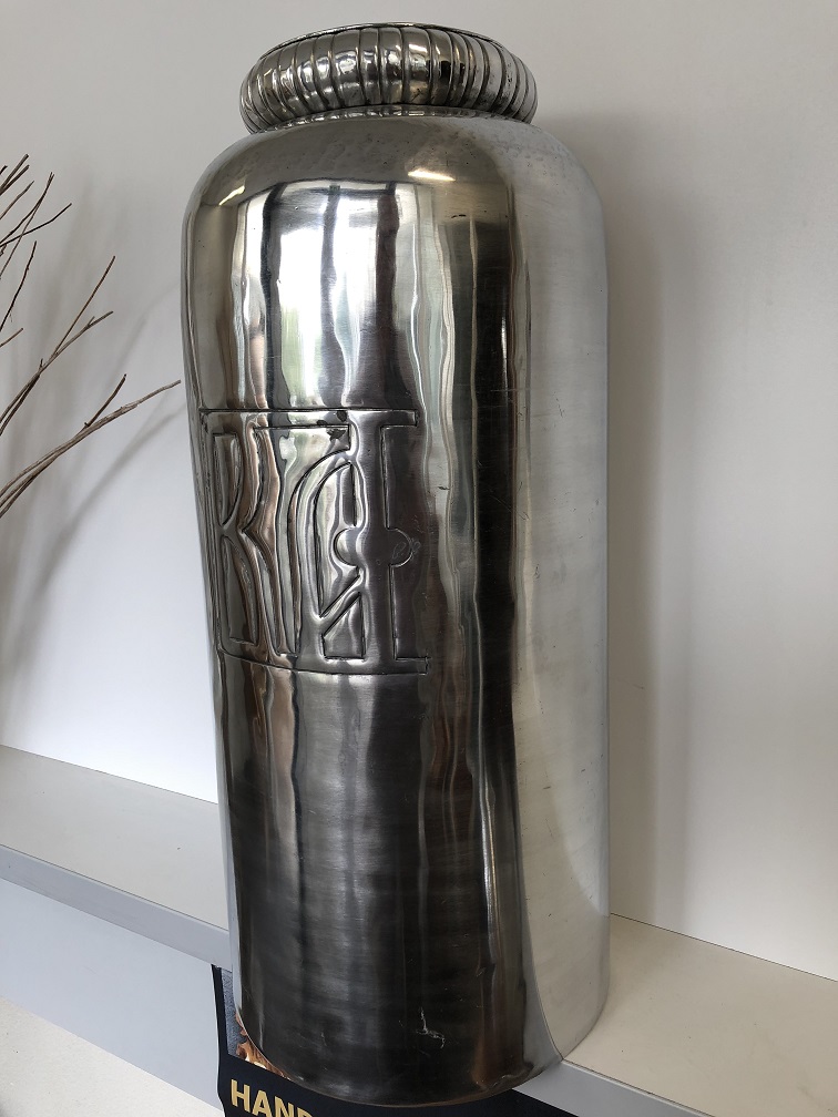 Vase Aluminium XL, Silber-Look, mit Beschriftung, sehr schön