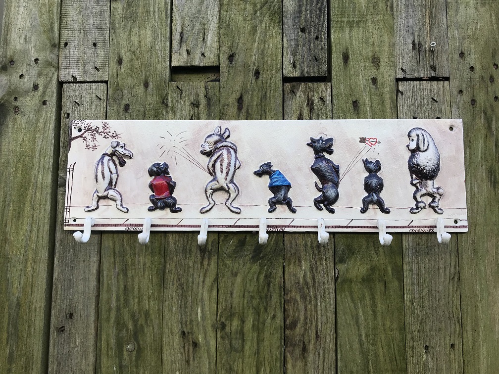 Kapstok met 6 haken, met plassende honden, komische en decoratieve kapstok