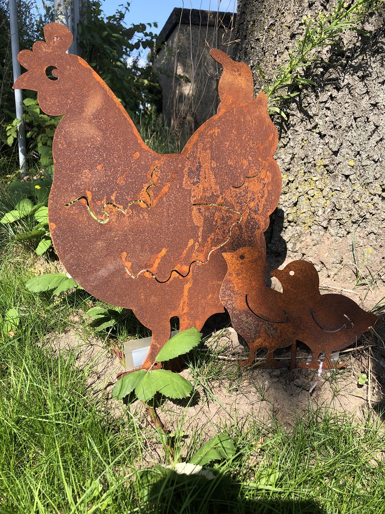 Gartenstab, Silhouette eines Huhns mit seinen Küken, Metall