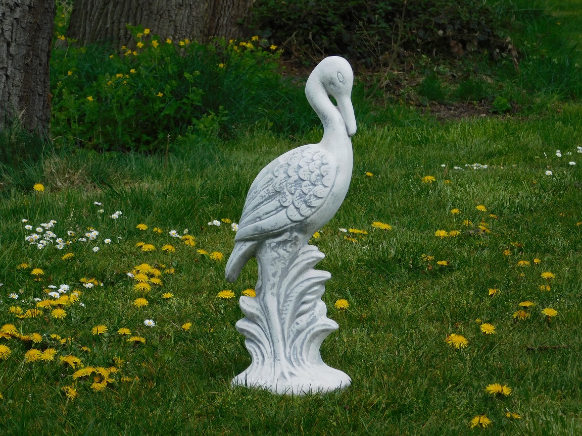 Dekorative und anmutige Tierstatue, Gartenstatue Kran, Stein