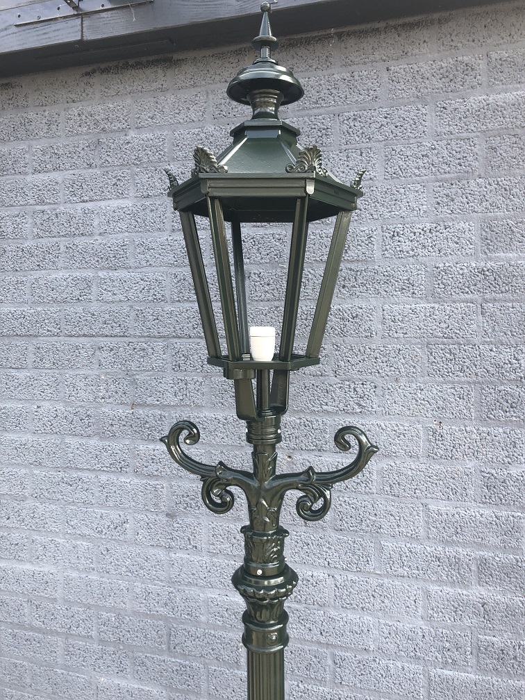Buitenlamp, lantaarn met keramische fitting en glas, gegoten aluminium, 270 cm-zwart