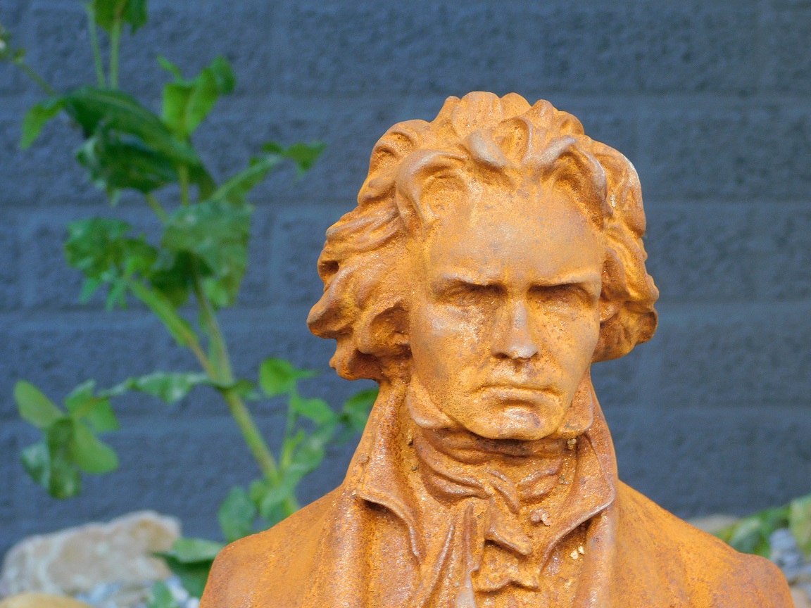Prachtig beeld van Ludwig van Beethoven - volledig uit gietijzer
