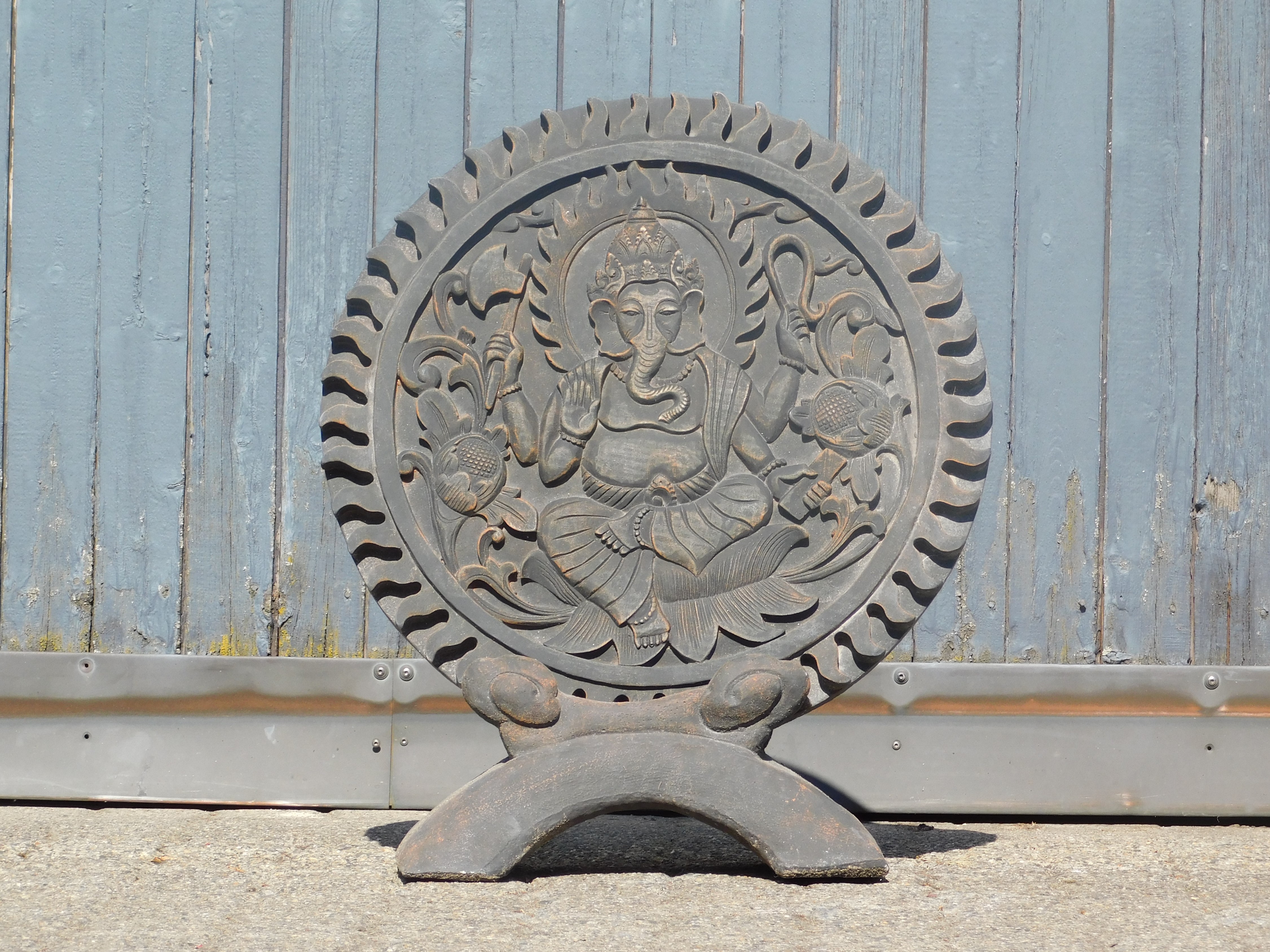 Ornament Ganesha - vol steen - donkergrijs