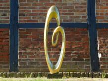 Art abstrait, sculpture artistique, sur socle en granit, aluminium
