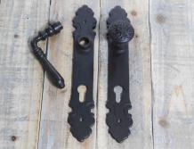 Ensemble de porte : plaque de porte longue, poignée de porte, loquet et serrure PZ92, fer antique