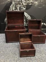 Set de 3 boîtes coloniales en bois avec ferrures, boîte de rangement