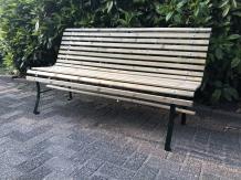 Magnifique banc de parc, 3 places, système de lattes en bois