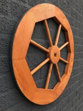 Wagenrad aus Holz – dunkelbraun – Metallstreifen – antik