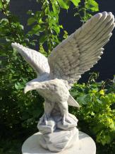 Adler - Flügel nach oben - Steinstatue - 60 cm - klassisch
