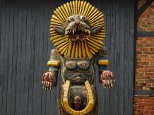 Balinesischer Tiger - handgefertigt aus Holz - 290 cm - schwarz