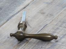 Poignée de porte en laiton patiné cotta, avec mandrin de 8 mm