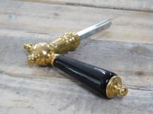 Poignée de porte avec poignée en porcelaine noire, laiton poli avec mandrin