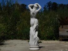 Staande vrouw - stenen beeld - 87 cm - gedetailleerd