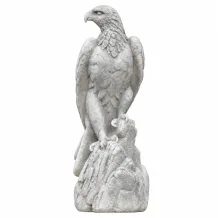 Stenen tuinbeeld adelaar op rots – dierenbeeld – 50 cm