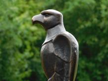 Aigle - sur socle en bois - fonte - 34 cm - antique
