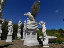 Adler – mit Sockel – Tierstatue aus Stein – 233 cm