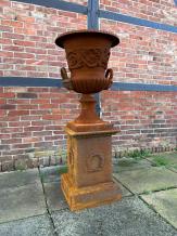 images/productimages/small/arge.gardenvase.column.xl.cast-iron.oxide2.jpg