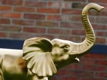 Olifant - keramiek - 40 cm - mat goud - tijdloos beeld