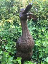 Canard - statue en fonte - 39 cm - marron - en détail