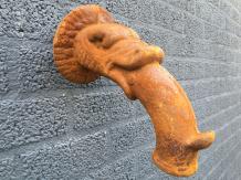  Gargoyle, Wandbrunnen, Wasserspeier, Fabelfisch Gusseisen