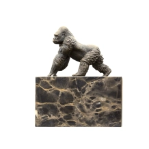Gorilla – bronzen beeld op marmeren voet – 16 x 13 cm