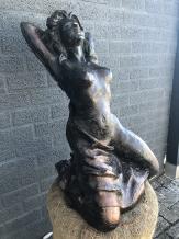 Femme nue - fonte - 75 cm - rustique - aspect bronze