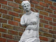 Abstracte vrouw - stenen beeld - 70 cm - klassiek wit