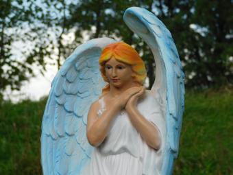 Engelsstatue in Farbe - 80 cm - Polystone