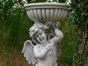 Engel mit Vase – Polystone – dekorative Statue – 86 cm