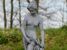 Femme à moitié nue - statue en pierre - 65 cm - blanc classique