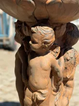 Jardinière avec anges - 65 cm - pierre - oxyde - massif