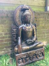 Boeddha op troon - stenen beeld - 93 cm - Thais - in detail