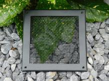 Grille d'aération carrée à mailles pleines (fines), noir mat