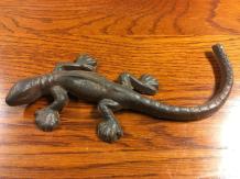 Wanddekoration aus Gusseisen - Salamander - dunkelbraun