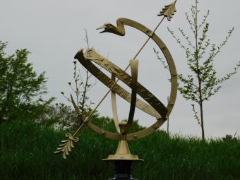Demo model zonnewijzer - 95 cm - messing - aluminium voet