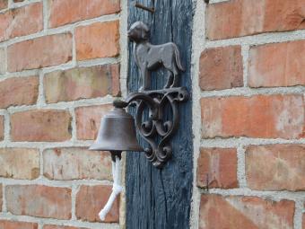Türklingel mit Hund – Gusseisen – Braun