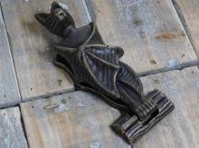 Heurtoir Bat, fonte, couleur bronze