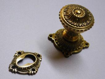 Deurknop met Knop- en Slotrozet PC - Vaste Knop - Messing