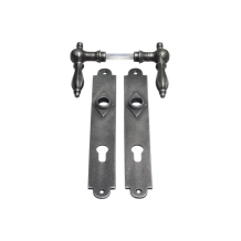 Deurbeslag 'Kensington' PC92 – gietijzeren deurplaten set